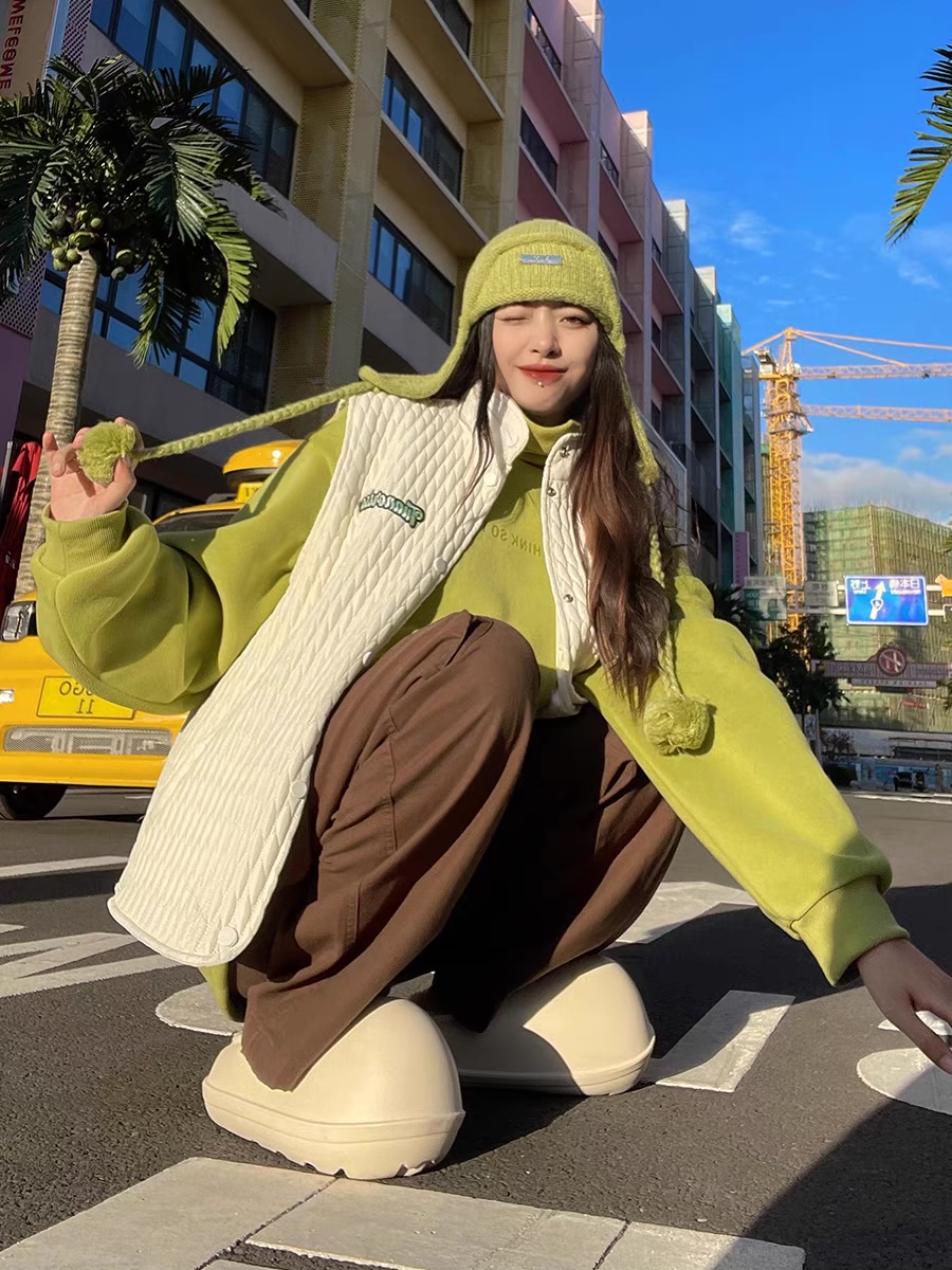 Can’t hide the shine mollow shoes BOO101 images